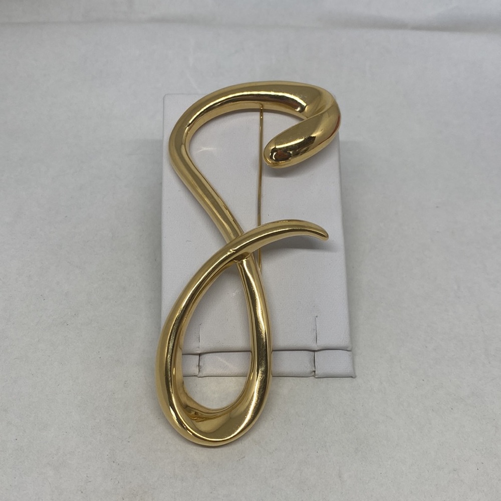 Huge, beautiful Givenchy free form pin. - Picture 2 of 8